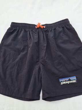 Patagonia Baggies XL Black Nylon Shorts 5" Inseam Elastic Waist Quick Dry Pocket